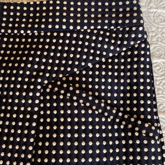 Front pleat polka dot skirt - Picture 2 of 6
